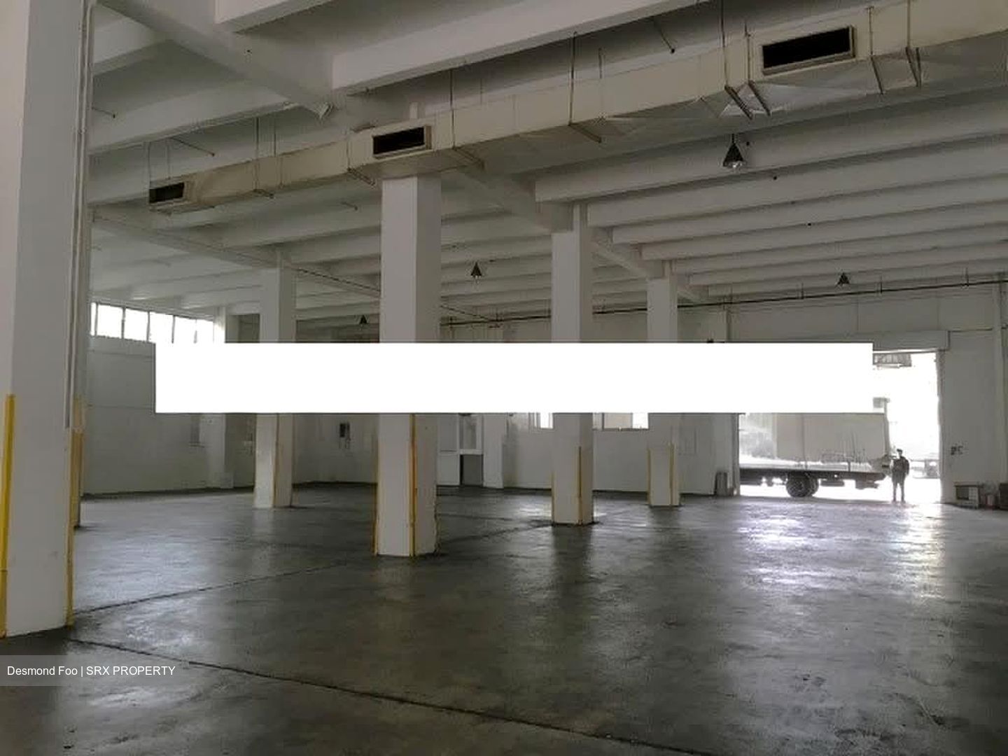 Toh Guan Road East (D22), Warehouse #563238791